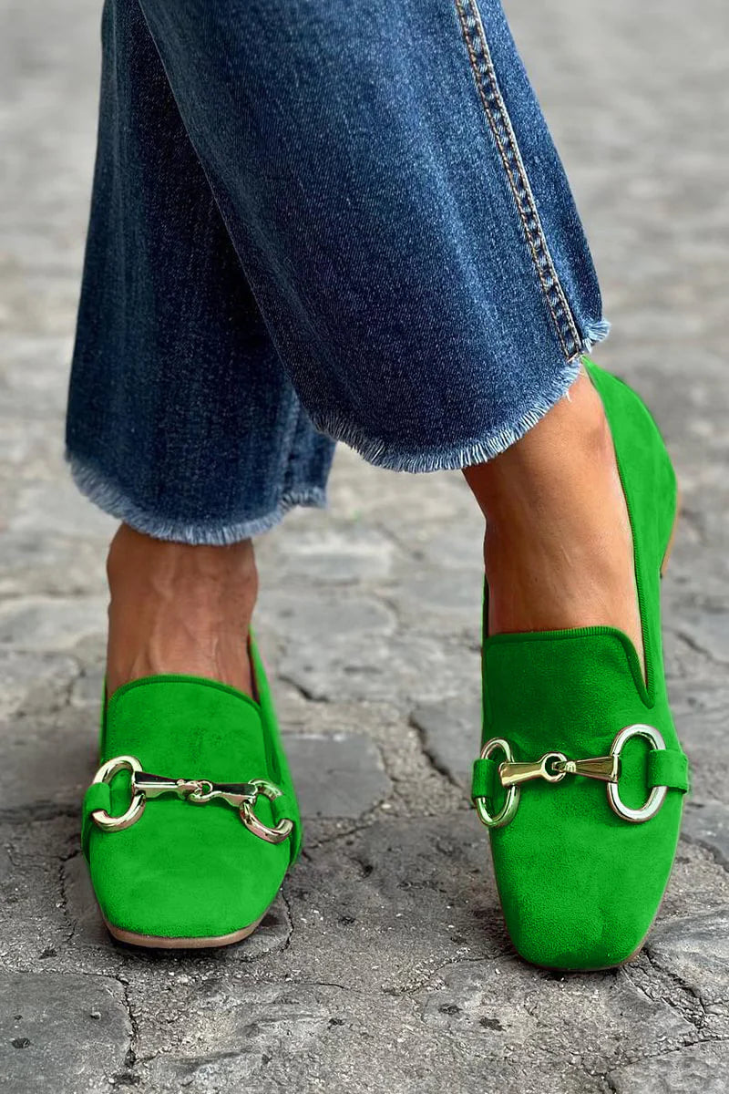 Carolina - MOCASÍN FLUORESCENTE CON DETALLE METÁLICO